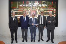 Remise de la lettre de renouvellement pour le financement de Monaco Care Safety