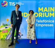 Tourism Innovation Summit de Séville ©DR - M. Guy Antognelli, Directeur du Tourisme et des Congrès et S.E. Mme Catherine Fautrier-Rousseau, Ambassadeur de Monaco en Espagne, lors du Tourism Innovation Summit à Séville. ©DR