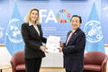 Accréditation FAO Eastwood - Accréditation FAO © FAO/Giuseppe Carotenuto
Accréditation FAO Eastwood - Accréditation FAO © FAO/Giuseppe Carotenuto