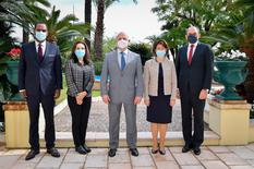 AMBASSADEURS Lituanie –Arménie – Colombie -Ethiopie- - From left to right: H.E. Mr Henok Teferra Shawl, Ambassador of the Federal Democratic Republic of Ethiopia; H.E. Ms Viviane Aleyda Morales Hoyos, Ambassador of the Republic of Colombia; Laurent Anselmi, Minister of Foreign Affairs and Cooperation; H.E. Ms Hasmik Tolmajyan, Ambassador of the Republic of Armenia, and H.E. Mr Nerijus Aleksiejunas, Ambassador of the Republic of Lithuania © Government Communication Department/Michael Alesi 