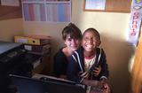 Charlotte GAMBA et Pierrot - Ephata  - Charlotte Gamba, Volontaire Internationale de Monaco et Pierrot, un des élèves de l'école EPHATA à Madagascar©DCI