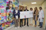 CHPG - Remise chèque Pink Ribbon Monaco. ©Direction de la Communication-Manuel Vitali - De gauche à droite : Anthony Alberti, Benoîte Rousseau de Sevelinges, Directeur du CHPG, Noah Whyle (alias Dr Carter dans la série « Urgences » et frère de Natasha), Céline Cottalorda, Conseiller Technique et Déléguée interministérielle pour la promotion et la protection des droits des femmes, Natasha Frost-Savio, Présidente de Pink Ribbon Monaco et le Dr Georges Garnier, Chef de service Hôpital de Jour. ©Direction de la Communication – Manuel Vitali CHPG - Remise chèque Pink Ribbon Monaco. ©Direction de la Communication-Manuel Vitali - De gauche à droite : Anthony Alberti, Benoîte Rousseau de Sevelinges, Directeur du CHPG, Noah Whyle (alias Dr Carter dans la série « Urgences » et frère de Natasha), Céline Cottalorda, Conseiller Technique et Déléguée interministérielle pour la promotion et la protection des droits des femmes, Natasha Frost-Savio, Présidente de Pink Ribbon Monaco et le Dr Georges Garnier, Chef de service Hôpital de Jour. ©Direction de la Communication – Manuel Vitali