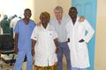 CHPG Sénégal - Dr Raiga accompagné du personnel hospitalier de l’hôpital de Pikine©DR CHPG Sénégal - Dr Raiga accompagné du personnel hospitalier de l’hôpital de Pikine©DR