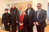 Fondation de Monaco - Visite du logement témoin - Visite du logement témoin, de gauche à droite : Mme Isabelle ROSABRUNETTO, Directeur Général du Département des Relations Extérieures et de la Coopération Internationale, M. Jean-Marc SAUVE, Président de la Cité internationale universitaire de Paris, S.E.M. Christophe STEINER, Ambassadeur de Monaco en France, Mme Martine GARCIA-MASCARENHAS, Directeur de la Fondation de Monaco, M. Guillaume TRONCHET, Délégué général de la Fondation nationale de la CIUP, M. Jean-Marc NICOLAS, Adjoint au Chef du Service de Maintenance des Bâtiments Publics de Monaco. © DR Fondation de Monaco - Visite du logement témoin - Visite du logement témoin, de gauche à droite : Mme Isabelle ROSABRUNETTO, Directeur Général du Département des Relations Extérieures et de la Coopération Internationale, M. Jean-Marc SAUVE, Président de la Cité internationale universitaire de Paris, S.E.M. Christophe STEINER, Ambassadeur de Monaco en France, Mme Martine GARCIA-MASCARENHAS, Directeur de la Fondation de Monaco, M. Guillaume TRONCHET, Délégué général de la Fondation nationale de la CIUP, M. Jean-Marc NICOLAS, Adjoint au Chef du Service de Maintenance des Bâtiments Publics de Monaco. © DR