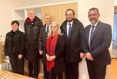 Fondation de Monaco - Visite du logement témoin - Visite du logement témoin, de gauche à droite : Mme Isabelle ROSABRUNETTO, Directeur Général du Département des Relations Extérieures et de la Coopération Internationale, M. Jean-Marc SAUVE, Président de la Cité internationale universitaire de Paris, S.E.M. Christophe STEINER, Ambassadeur de Monaco en France, Mme Martine GARCIA-MASCARENHAS, Directeur de la Fondation de Monaco, M. Guillaume TRONCHET, Délégué général de la Fondation nationale de la CIUP, M. Jean-Marc NICOLAS, Adjoint au Chef du Service de Maintenance des Bâtiments Publics de Monaco. © DR