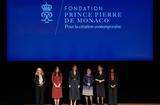 FPP-FPP - Palmarès 2021 - S.A.R. la Princesse de Hanovre et Mme Charlotte Casiraghi entourées des lauréates Annie Ernaux, Abigail Assor, Roukiata Ouedraogo et Julia Kristava. ©Direction de la Communication / Michael Alesi FPP-FPP - Palmarès 2021 - S.A.R. la Princesse de Hanovre et Mme Charlotte Casiraghi entourées des lauréates Annie Ernaux, Abigail Assor, Roukiata Ouedraogo et Julia Kristava. ©Direction de la Communication / Michael Alesi