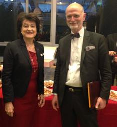 Francophonie 2017 - Le Président du Groupe Francophone de l'UNESCO, Ambassadeur de la Suisse, M. Jean-Frédéric Jauslin visite le stand de Monaco avec S.E. Mme Yvette Lambin Berti, Ambassadeur, Délégué Permanent de Monaco auprès de l’UNESCO ©DR