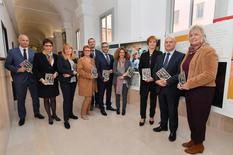 Inauguration Exposition Traite des Enfants - De nombreux représentants de différents Départements étaient présents à l'inauguration de l'exposition au Lycée Albert 1er, dont Mme Viora-Puyo, M. Prat, Mme Schutz, Mme Segui-Charlot et M. Cellario ©Direction de la Communication Michael Alesi