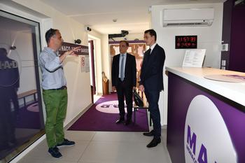 Jean Castellini visite les nouveaux locaux de MAD - Stéphane Lobono, MAD Director General, Jean Castellini and Rémy Rolland, Director of the State Property AuthorityPhoto credit: © Charly Gallo/Government Communication Department