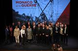 Monaco et la guerre HD - "Photo de famille" des témoins du film et leurs proches, réalisée en présence du Prince SouverainCrédit photo : © Manuel Vitali / Direction de la Communication Monaco et la guerre HD - "Photo de famille" des témoins du film et leurs proches, réalisée en présence du Prince SouverainCrédit photo : © Manuel Vitali / Direction de la Communication