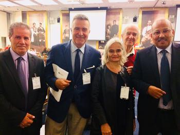 Monaco FAO - De gauche à droite : M. Othman Jarbaoui, Président du Comité scientifique consultatif des pêches, M. Stefano Cataudella, Président de la CGPM, Mme Martine Garcia-Mascarenhas, Représentant suppléant adjoint près la FAO, M. François René, Président du Comité scientifique consultatif sur l'aquaculture et M. Abdellah Srour, Secrétaire exécutif de la CGPM© DR