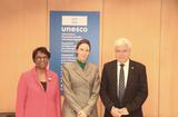 Partenariat UNESCO - De gauche à droite, Mme Noëline Raondry Rakotoarisoa, Direc0trice p.i., Division des sciences écologiques et de la terre, Secrétaire p.i., Programme sur l’Homme et la biosphère de l'UNESCO ; S.E. Mme Anne-Marie Boisbouvier, Ambassadeur, Délégué permanent de Monaco auprès de l'UNESCO et M. Vladimir Ryabinin, Secrétaire Générale de la Commission Océanographique Intergouvernementale. © Amandine Callens MAB Partenariat UNESCO - De gauche à droite, Mme Noëline Raondry Rakotoarisoa, Direc0trice p.i., Division des sciences écologiques et de la terre, Secrétaire p.i., Programme sur l’Homme et la biosphère de l'UNESCO ; S.E. Mme Anne-Marie Boisbouvier, Ambassadeur, Délégué permanent de Monaco auprès de l'UNESCO et M. Vladimir Ryabinin, Secrétaire Générale de la Commission Océanographique Intergouvernementale. © Amandine Callens MAB