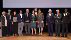 Prix FPP 2016 - S.A.S. le Prince Albert II et S.A.R. la Princesse de Hanovre entourés de gauche à droite de : ADONIS, Frédéric Mitterand, Rosa Barba, Paul Greveillac, Catherine Dousteyssier-Khoze, Johannes-Maria Staud, Jean-Loup Dabadie, Frédéric Vitoux et Dany Lafferrière. ©Direction de la Communication / Charly Gallo