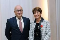 Remise des insignes d'Officier dans l'Ordre National de la Légion d'Honneur à S.E. Mme Isabelle Berro-Amadeï BD - S.E. M. Philippe Etienne, Ambassadeur de France en Allemagne et S.E. Mme Isabelle Berro-Amadeï, Ambassadeur de Monaco en Allemagne ©DR