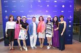 S.E. Mme Catherine Fautrier et M. Luo Proprietaire de LuxeLakes Eco City-2 juin 2016 Chengdu - S.E. Mme Catherine Fautrier (au centre) et M. Luo, proprietaire de LuxeLakes Eco City. ©DR S.E. Mme Catherine Fautrier et M. Luo Proprietaire de LuxeLakes Eco City-2 juin 2016 Chengdu - S.E. Mme Catherine Fautrier (au centre) et M. Luo, proprietaire de LuxeLakes Eco City. ©DR