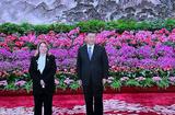 S.E. Mme Marie-Pascale Boisson et S.E. M. le Président Xi Jinping ©DR - ©DR S.E. Mme Marie-Pascale Boisson et S.E. M. le Président Xi Jinping ©DR - ©DR