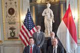 Signature protocole d'accord entre FBI et Sûreté publique monégasque - Signature du protocole d’accord par Jarrad Smith, Attaché Juridique du FBI à l’Ambassade des États-Unis d’Amérique à Paris et Richard Marangoni, Contrôleur Général de la Direction de la Sûreté Publique de la Principauté de Monaco, en présence de David R. McCawley, Chef de mission Adjoint à l’Ambassade des Etats-Unis à Paris et Patrice Cellario, Conseiller de Gouvernement-Ministre de l’Intérieur. ©DR Signature protocole d'accord entre FBI et Sûreté publique monégasque - Signature du protocole d’accord par Jarrad Smith, Attaché Juridique du FBI à l’Ambassade des États-Unis d’Amérique à Paris et Richard Marangoni, Contrôleur Général de la Direction de la Sûreté Publique de la Principauté de Monaco, en présence de David R. McCawley, Chef de mission Adjoint à l’Ambassade des Etats-Unis à Paris et Patrice Cellario, Conseiller de Gouvernement-Ministre de l’Intérieur. ©DR