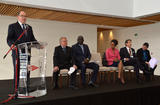 symposium UPF - Légende photo : Aux côtés de S.A.S. le Prince Souverain : Patrice Zehr, Président de l'UPF Monaco ; Madiambal Diagne, Président International de l’UPF ; Michaëlle Jean, Secrétaire générale de la Francophonie ; Jean Kouchner, Journaliste, Secrétaire général International de l’Union de la Presse Francophone et le Pr Denis Allemand, Directeur Scientifique du Centre Scientifique de Monaco. ©Centre de Presse Charly Gallo