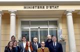 Visite CIRC - De droite à gauche : Eric Voiglio, Médecin-inspecteur de santé publique, Yann Morvezen, Directeur des Ressources Matérielles et du Système d’Information du CHPG, Iacopo Baussano, Scientifique au CIRC, Alexandre Bordero, Directeur de l’Action Sanitaire, Cécile Ortholan, Chef du service de Radiothérapie au CHPG, Vincent Picco, Chargé de mission au Centre Scientifique de Monaco, Chloé Petruccelli, Secrétaire des Relations Extérieures au sein du Département des Relations Extérieures et de la Coopération, Delphine Lanzara, Chef de section au Département des Affaires Sociales et de la Santé et Julie Malherbe, Administrateur à la Direction de l’Action Sanitaire. ©DR Visite CIRC - De droite à gauche : Eric Voiglio, Médecin-inspecteur de santé publique, Yann Morvezen, Directeur des Ressources Matérielles et du Système d’Information du CHPG, Iacopo Baussano, Scientifique au CIRC, Alexandre Bordero, Directeur de l’Action Sanitaire, Cécile Ortholan, Chef du service de Radiothérapie au CHPG, Vincent Picco, Chargé de mission au Centre Scientifique de Monaco, Chloé Petruccelli, Secrétaire des Relations Extérieures au sein du Département des Relations Extérieures et de la Coopération, Delphine Lanzara, Chef de section au Département des Affaires Sociales et de la Santé et Julie Malherbe, Administrateur à la Direction de l’Action Sanitaire. ©DR